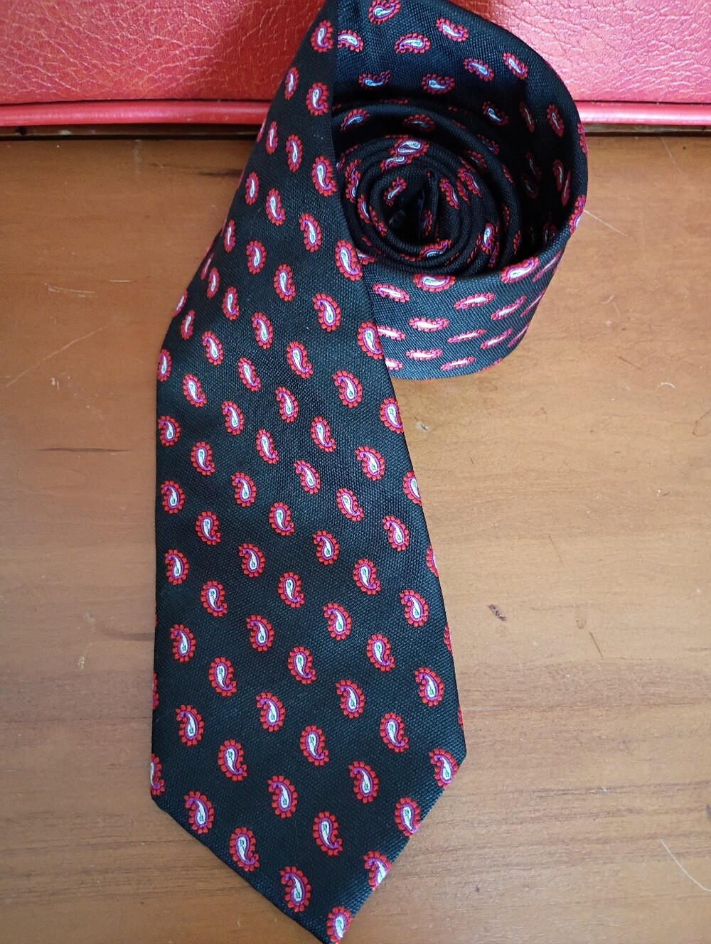 Andrew's Ties Classic Black Silk Tie with Red Paisley Pattern